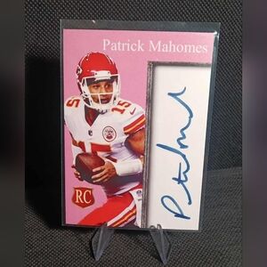 2017 Limited Edition Football #15 Pat (Patrick) Mahomes Pre-Rookie Card *RP*